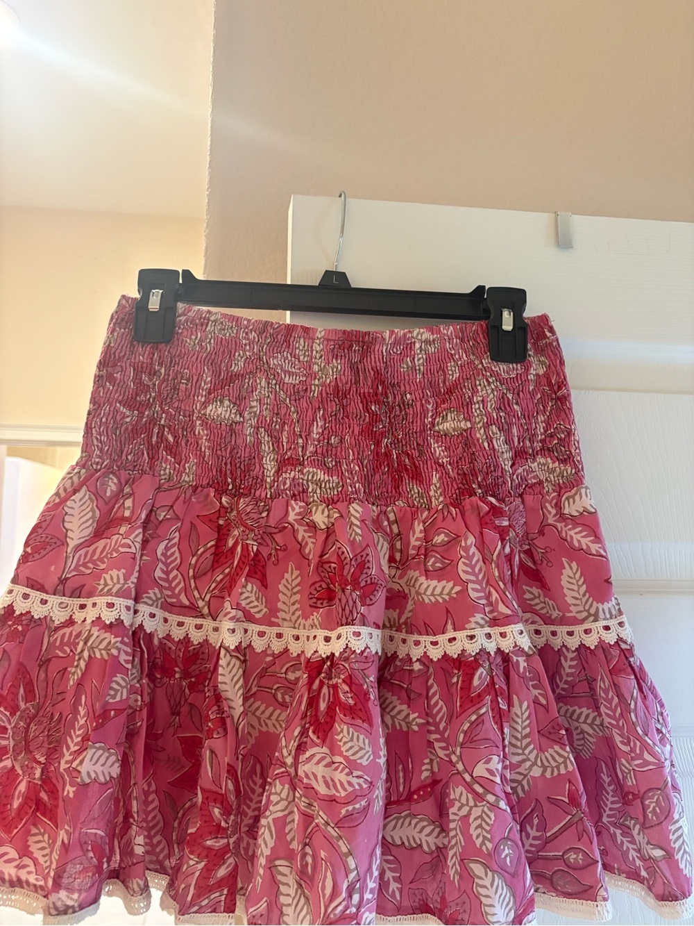 Madison Matthews Pink Floral Tiered Mini Skirt